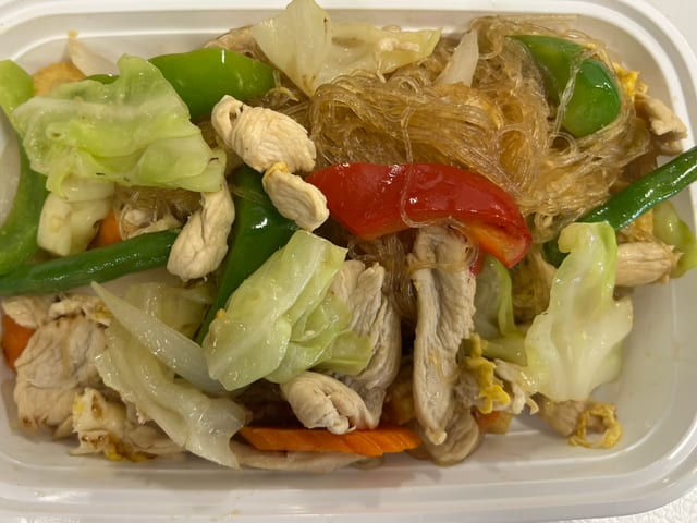 L27. Fried Glass Noodle.