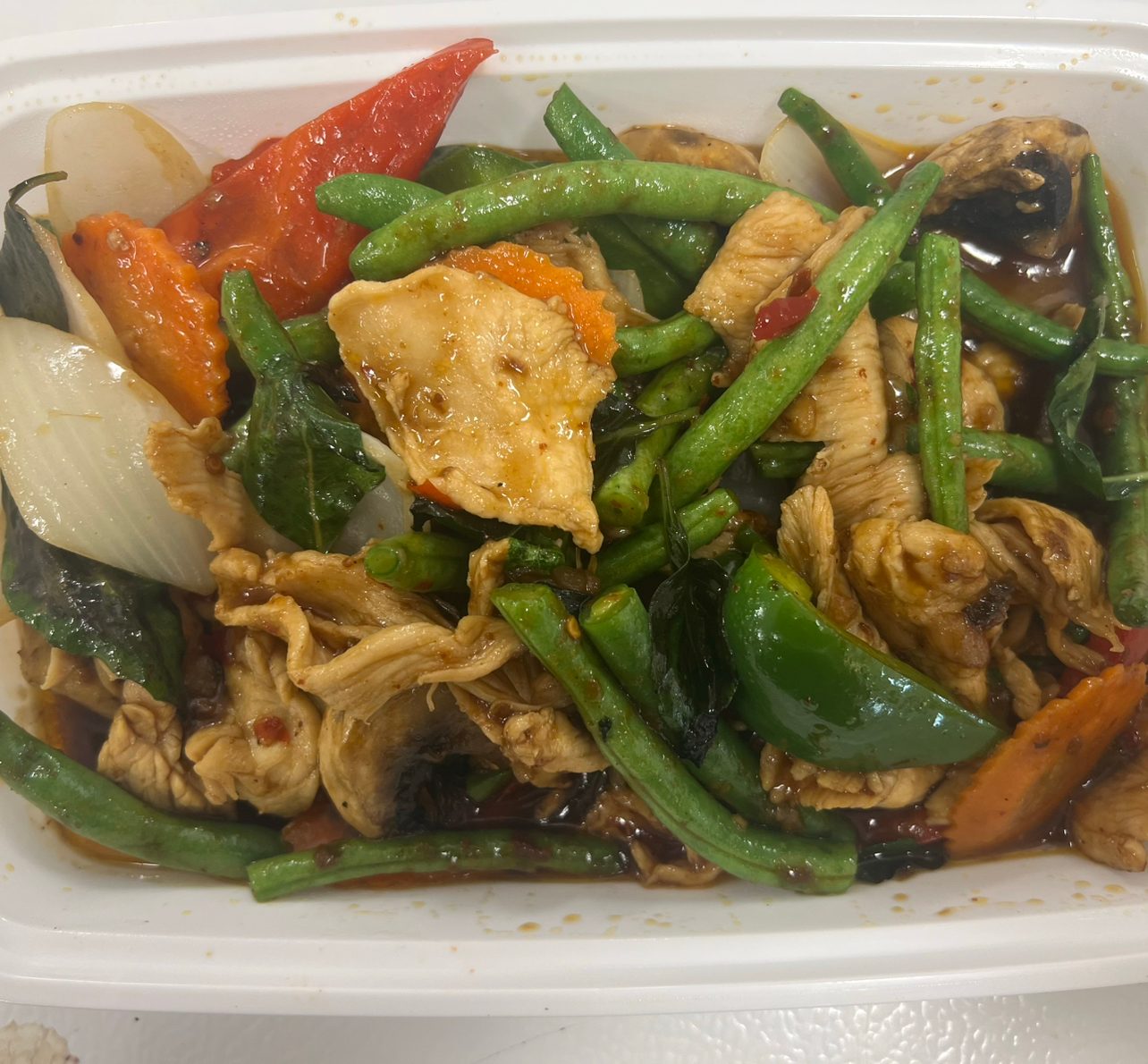 L9. Spicy Basil Sauce.